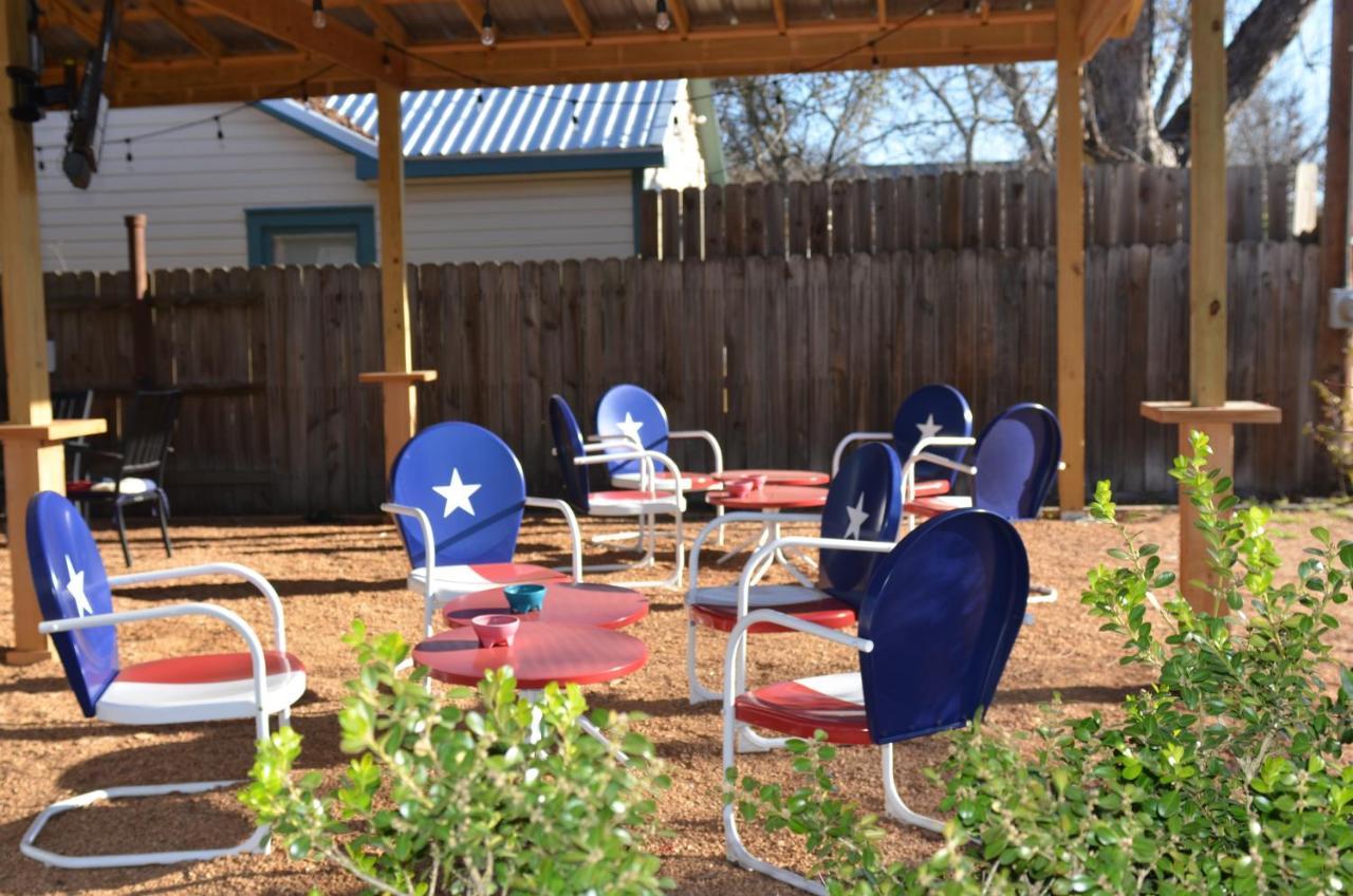 The Oak Motel La Grange Exterior photo