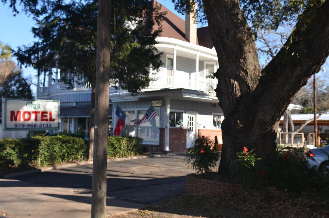 The Oak Motel La Grange Exterior photo